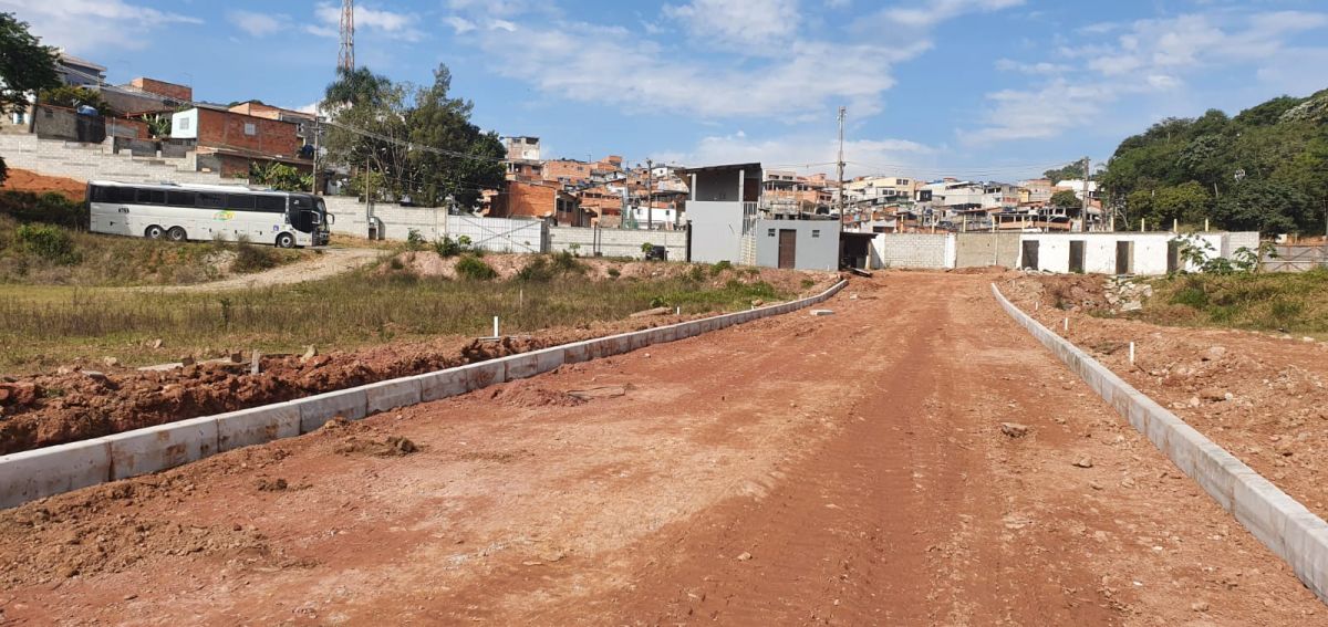 Terrenos a venda no Jardim Cinira com documentação Zona Sul de São Paulo - SP - Anunciante Gil 11 95806 6272 / 11 9 7138 7520 Imagem 14